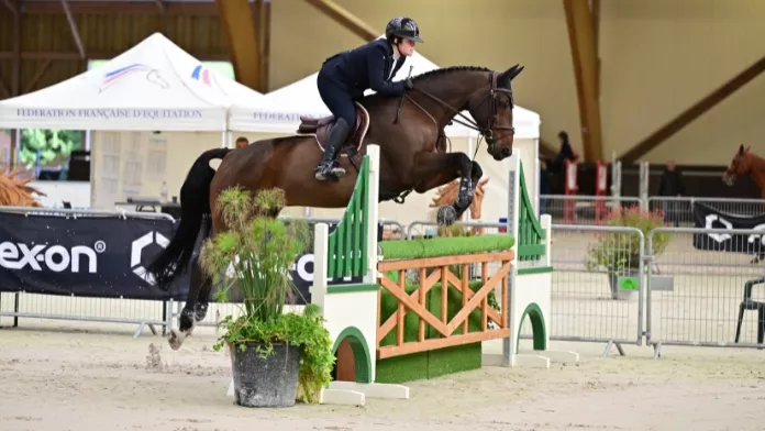 Une première réussie à Lamotte-Beuvron pour le National Hunter FFE - Flex-on Louise Hersent Azzaro du Pré