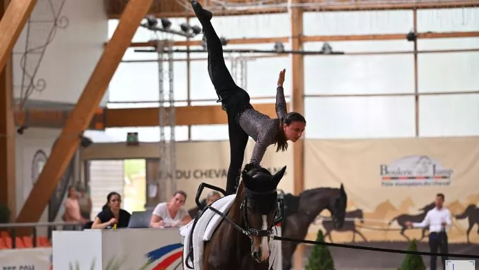 Lina Huron Championnats de France Voltige Amateur 2025