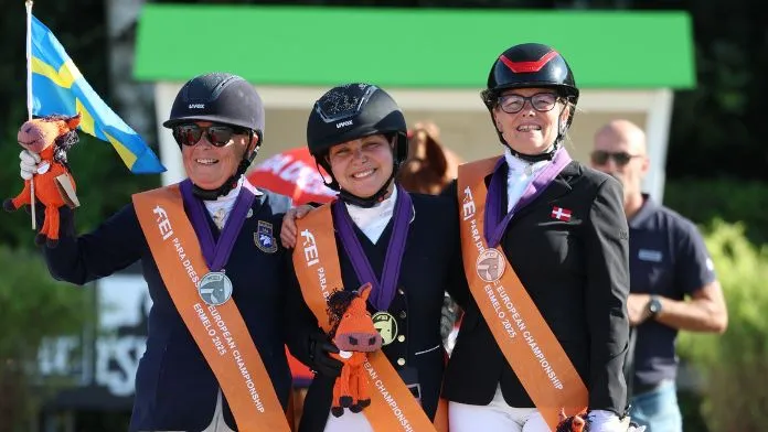 Podium Championnats d'Europe Para-dressage Alexia Pittier