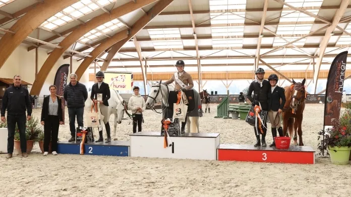 National Hunter étape Lamotte Beuvron podium crédit FFE-PSV