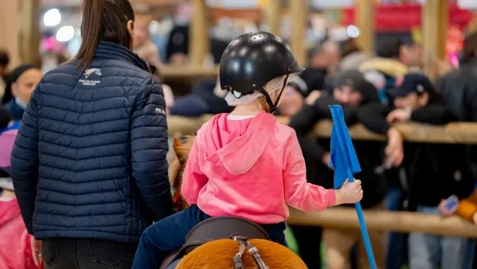 Poney club éphémère FFE salons fin d'année crédit FFE