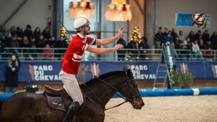 Etape horse-ball Chazey crédit Comm'on by Tiffou